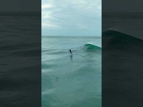 Insane foiling outer banks in rushing tide! #courtintheact #foiltheworld #foilhub #surfing