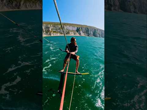Epic kite foil to the Needles! #courtintheact #kitefoil #foilkite #loyaltothefoil #isleofwight