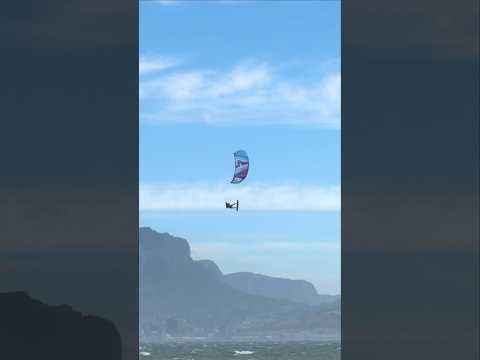 insane kiteloop late backroll🤯🚀🔥 – kitesurf videó és tippek