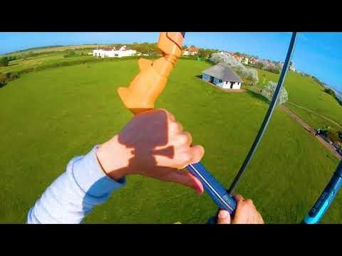 Golden hour kiteboarding – A beautiful evening of kiting whilst the sun was setting… – kitesurf videó és…