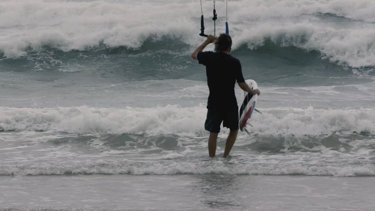 Stormy Kitesurfing Throw-Aways – [ Re-Up ] – kitesurf videó és tippek
