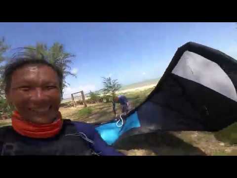 Kitesurf downwinder 40km Cherating Balok, Malaysia – wave kite tippek