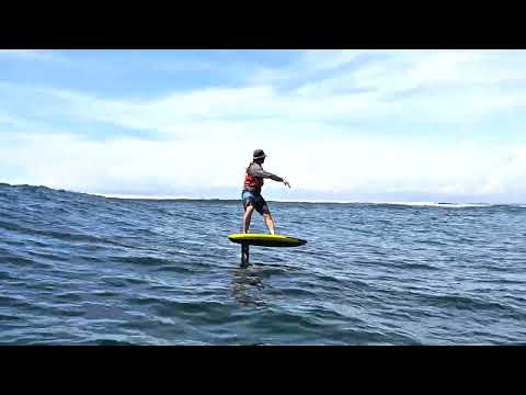 Sanur waves delivered once again! Surf foiling edit in Bali – April 2026 – kitesurf videó és tippek