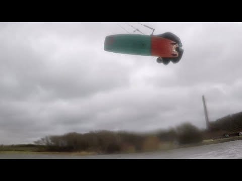 Kitesurf during wintertime – wave kite tippek