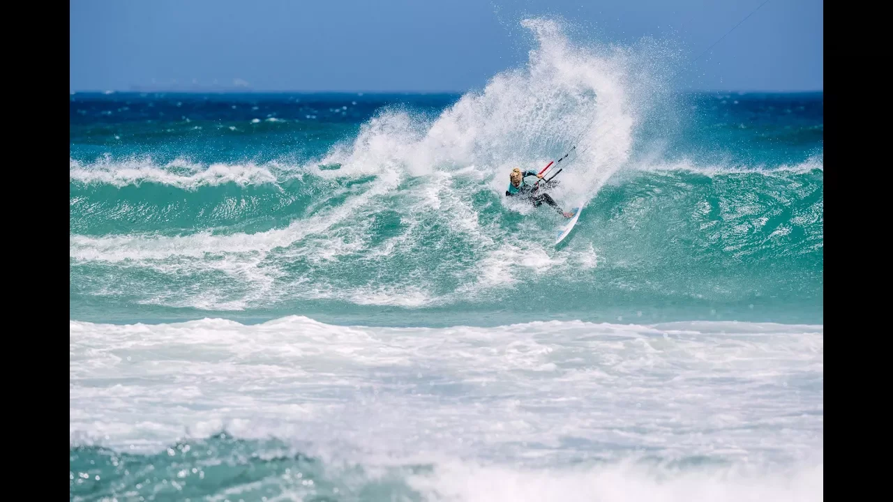 Szeles nap Scarborough partjainál – kitesurf szél és időjárás